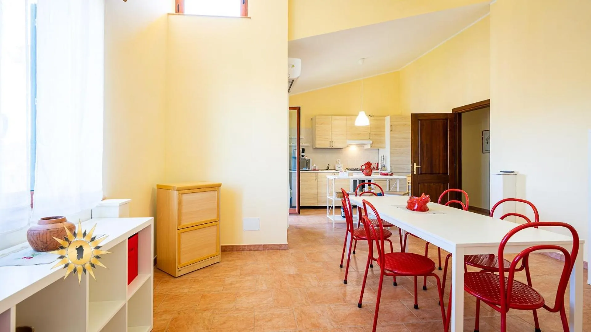 Casa Dell'Artista - Ampio Appartamento In Zona Tranquilla E Centrale Iglesias 0*,  Ιταλία